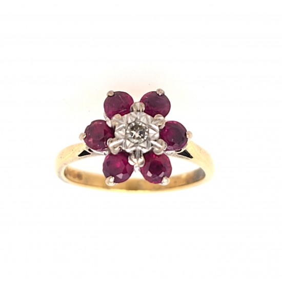 Pre Owned 18ct Ruby and Diamond Cluster Ring ZX401